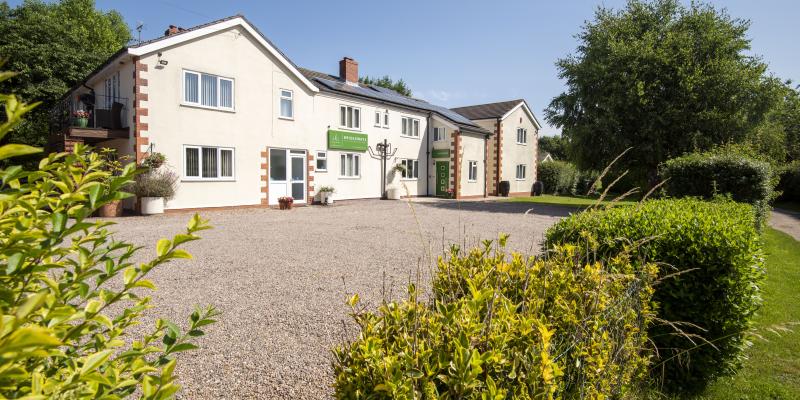 Bridleways Guest House &amp; Holiday Homes