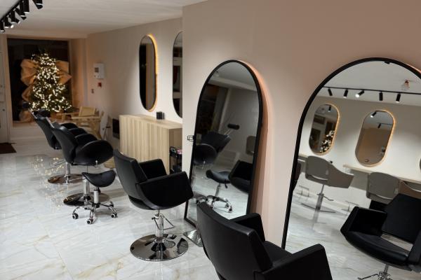 The Glamour Lounge