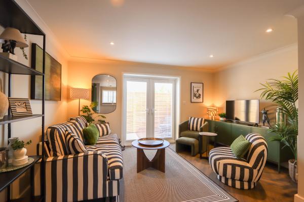 38 Albion Street living room