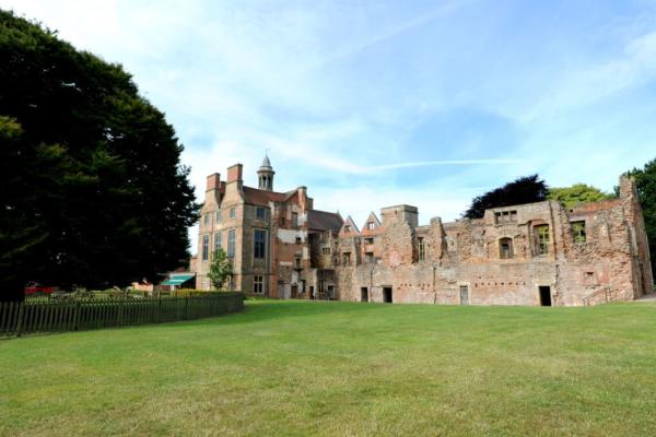 Rufford Abbey Country Park